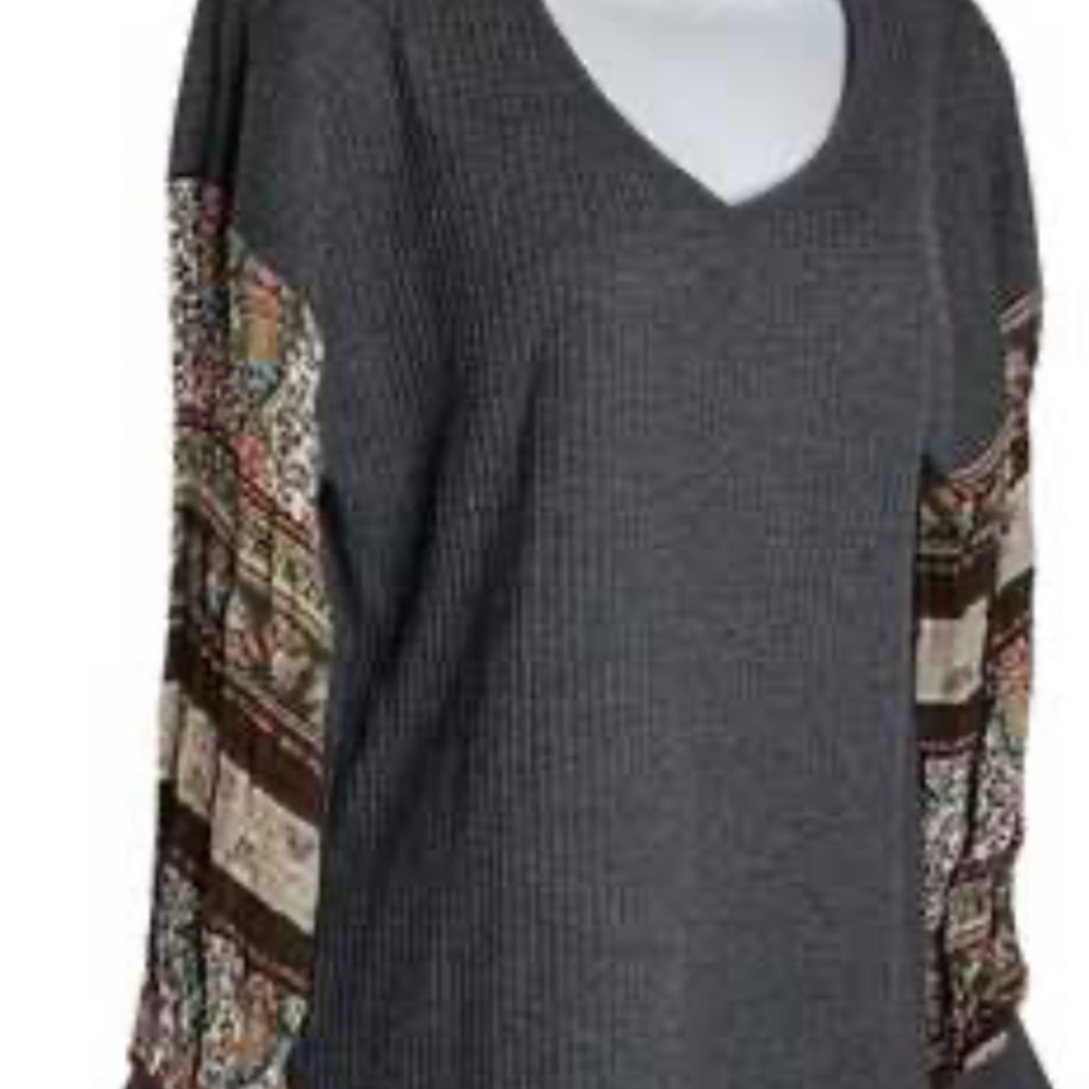 Bibi Women’s  Gray V-Neck Tunic with Patterned Sleeves  Cut out neck  Medium
